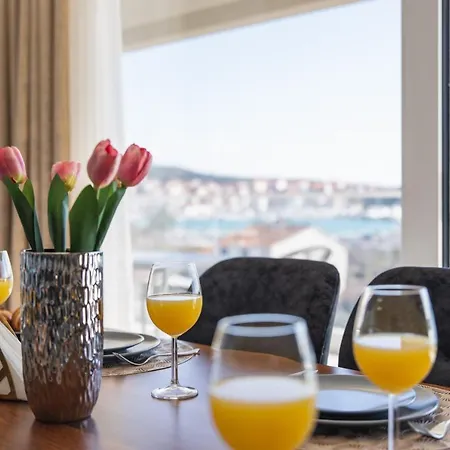 Blue Wave * Τρογκίρ